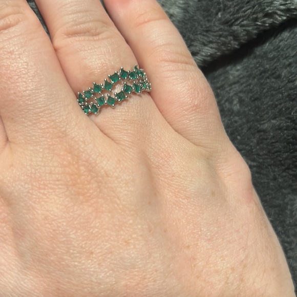 Emerald Stack Rings - Picture 3 of 4